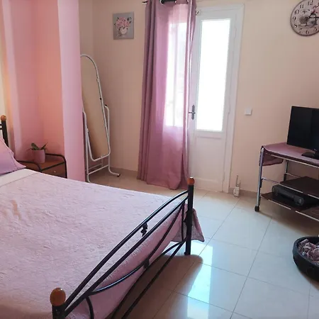 Iliada Luxury House Βαθύ