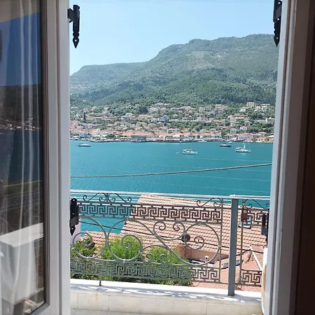 Σπίτι διακοπών Iliada Luxury House *
